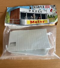 Airfix 1/32 Motor slot racing Press Box