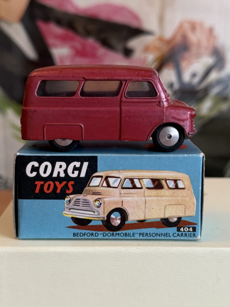 Corgi Toys 404 Bedford “Dormobile” Personnel Carrier - Image 6