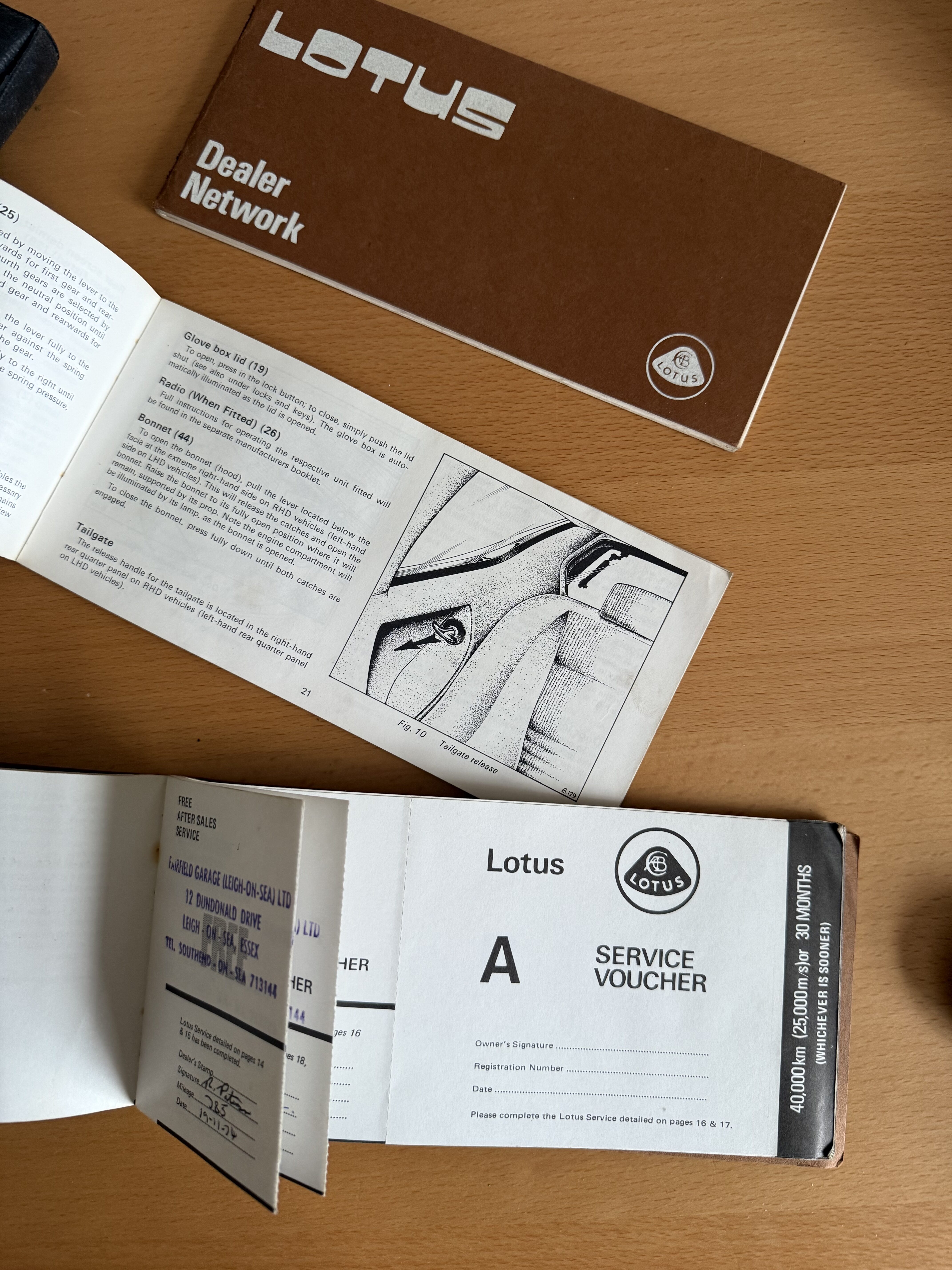 Lotus Elite Type 75 handbook pack - Image 3